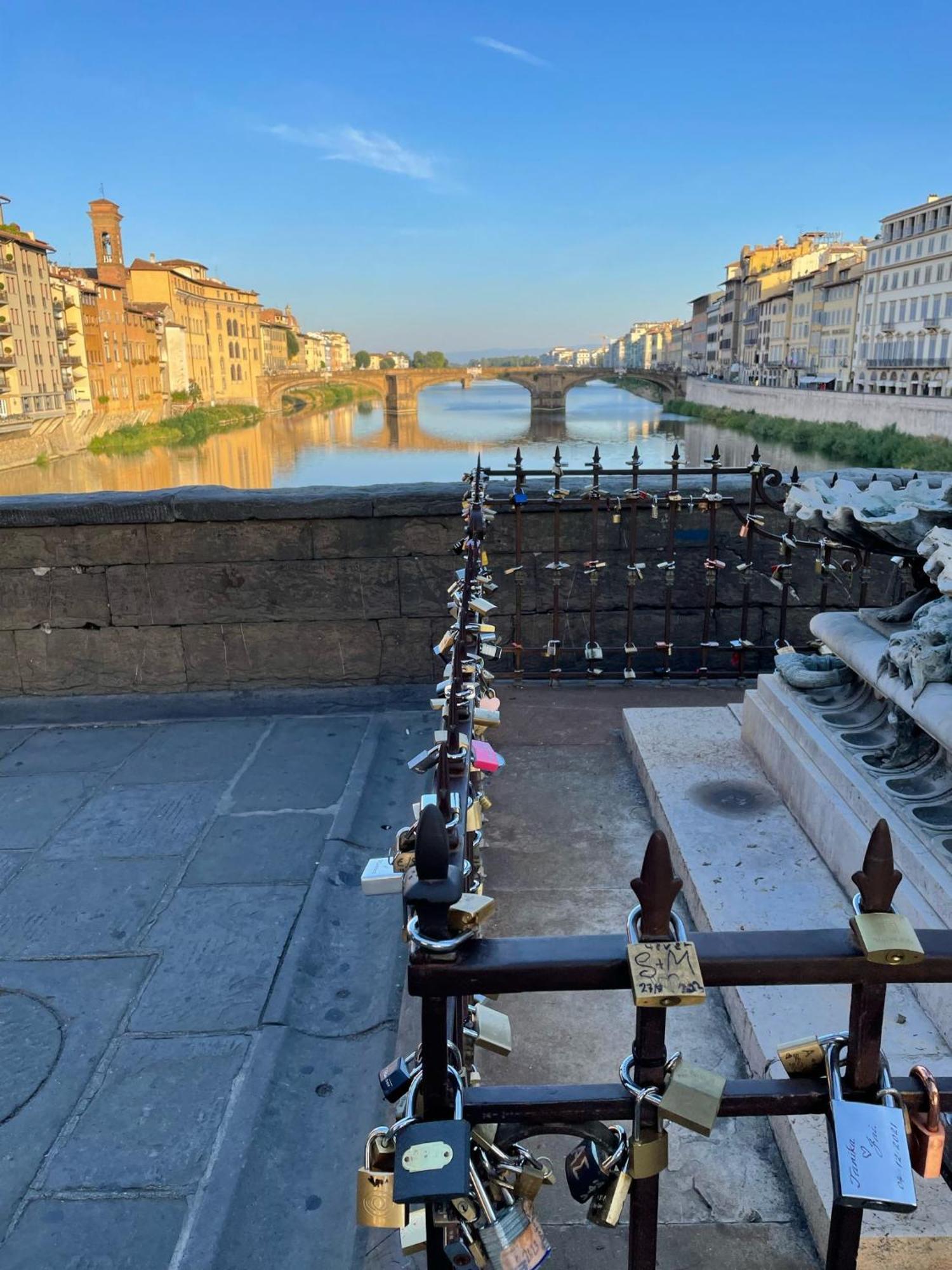 Modern Apartments In The Heart Of Florence Exterior photo